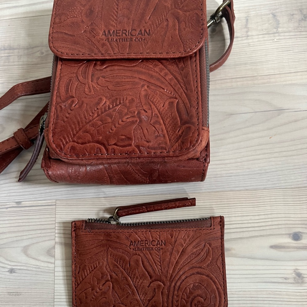 American Leather Company purse & matching card wallet